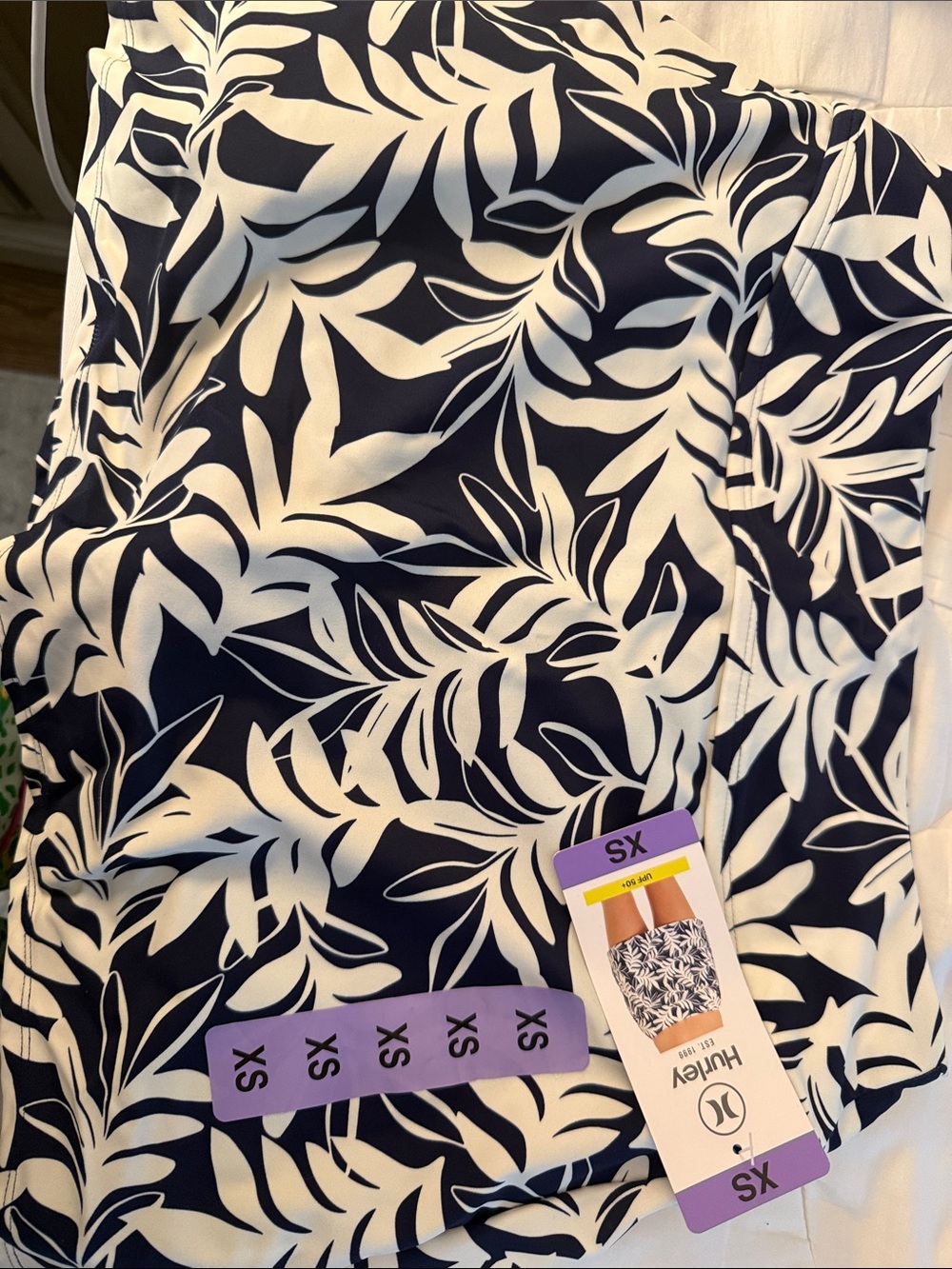 Hurley Navy and White Leaf-Print Swim Skirt